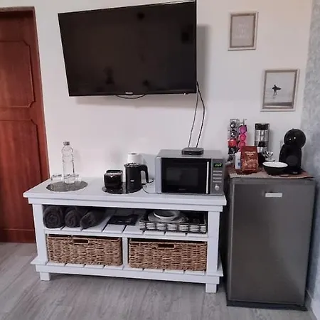 Double Bedroom With En-suite Bathroom