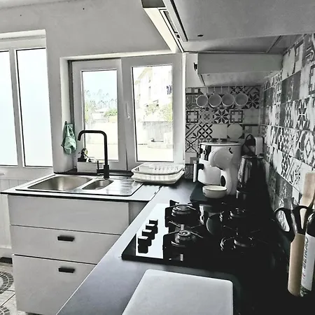 Double Bedroom With En-suite Bathroom