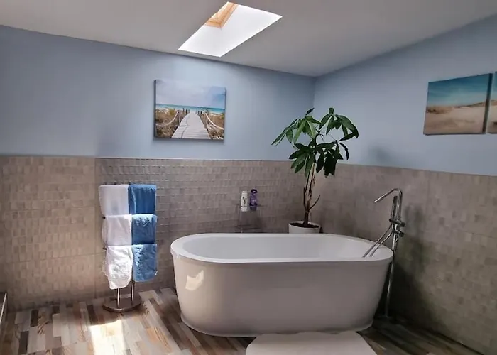 Privatunterkunft Double Bedroom With En-suite Bathroom Albergaria-a-Velha