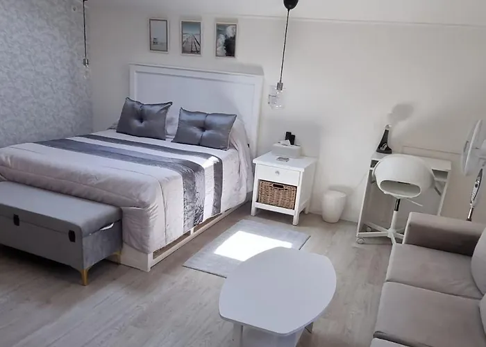 Privatunterkunft Double Bedroom With En-suite Bathroom Albergaria-a-Velha